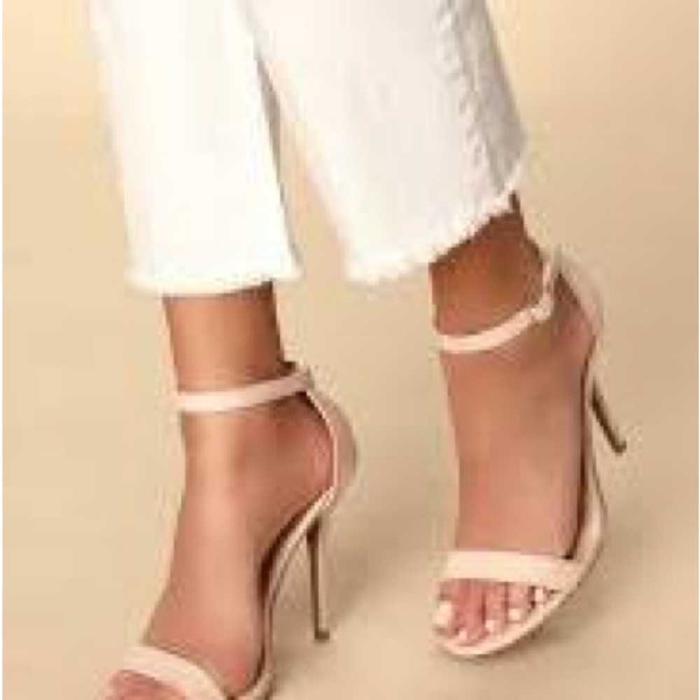 Lulu's Elsi Light Nude Single Strap Heels size 10